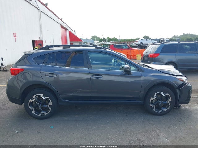 JF2GTHNC3M8272624 Subaru na