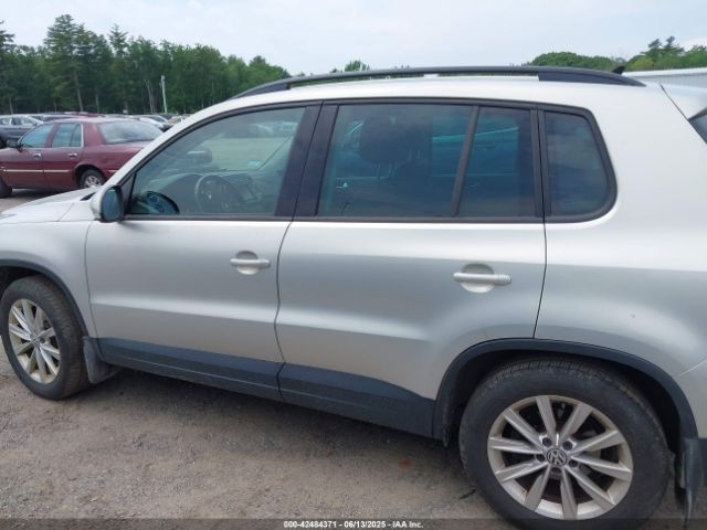 WVGBV7AX2FW518756 Volkswagen TIGUAN SE