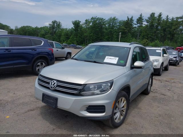 WVGBV7AX2FW518756 Volkswagen TIGUAN SE