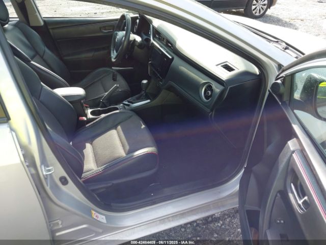 2017 TOYOTA COROLLA 5YFBURHE3HP613409 Photo 4
