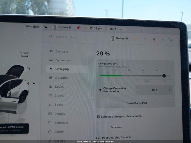 Tesla Model Y 2024 7SAYGDEE7RF205584 Image 18