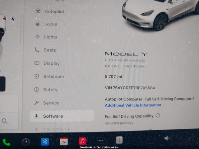 Tesla Model Y 2024 7SAYGDEE7RF205584 Image 7