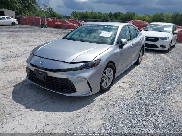 Toyota CAMRY LE 2025 4T1DAACK2SU524159 Image 2