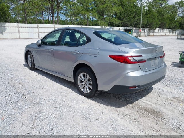 Toyota CAMRY LE 2025 4T1DAACK2SU524159 Image 3