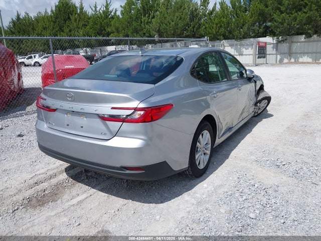 Toyota CAMRY LE 2025 4T1DAACK2SU524159 Image 4