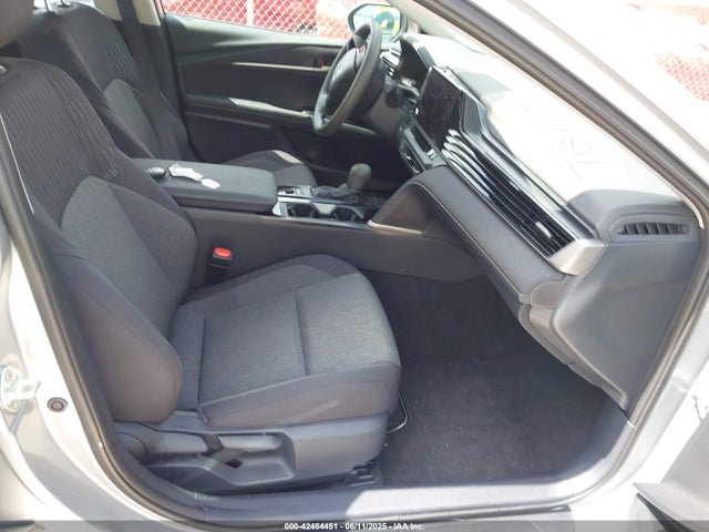 Toyota CAMRY LE 2025 4T1DAACK2SU524159 Image 5
