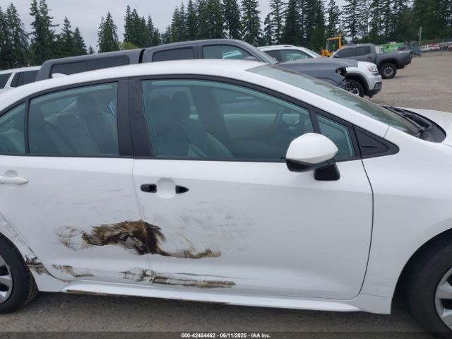 5YFEPMAE3NP324012 Toyota COROLLA LE