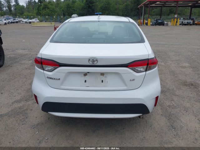 5YFEPMAE3NP324012 Toyota COROLLA LE