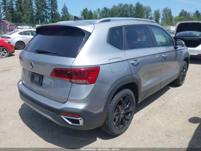 3VVLX7B24NM090940 Volkswagen Taos 1.5t Se