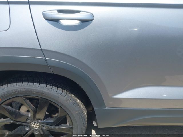3VVLX7B24NM090940 Volkswagen Taos 1.5t Se