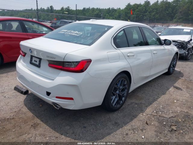 3MW89CW06S8F29928 BMW 330I