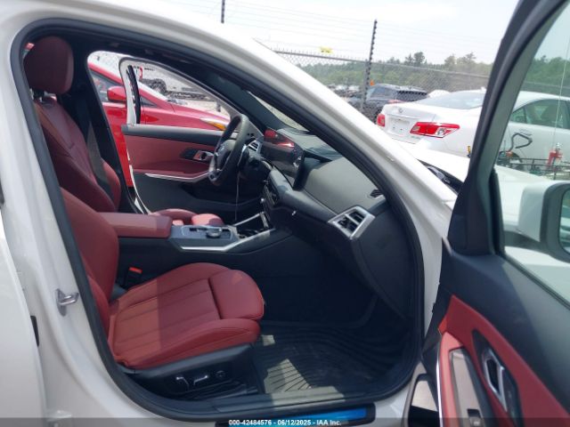 3MW89CW06S8F29928 BMW 330I