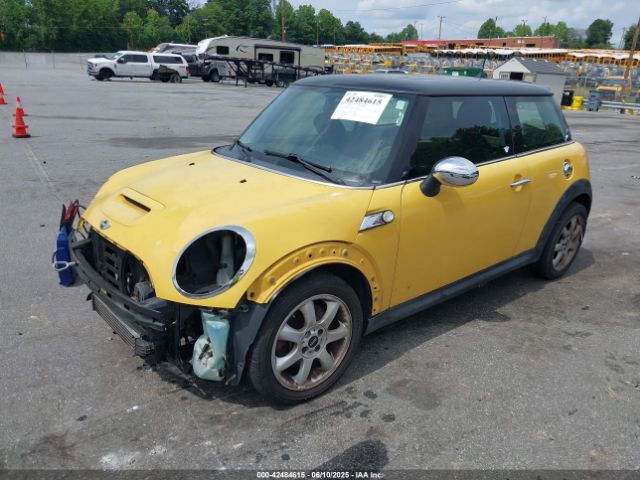 2008 MINI COOPER S WMWMF73588TT87212 Photo 1