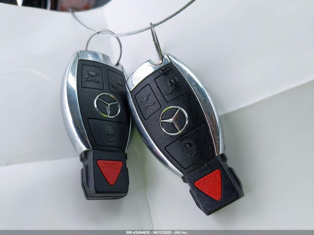 WDCGG5HBXFG350811 Mercedes-Benz 2015