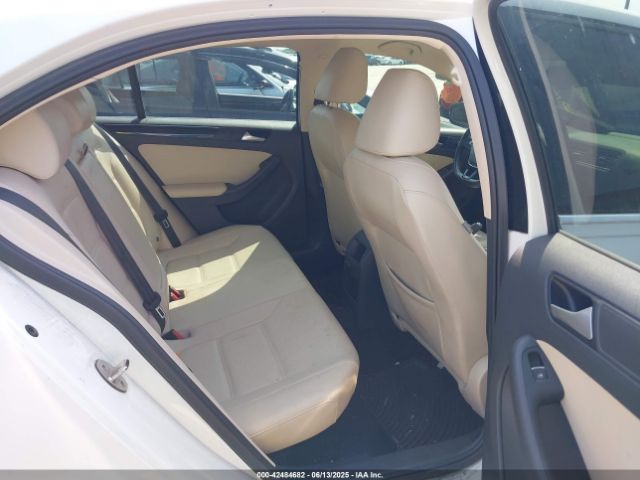 3VWL17AJ9HM390712 Volkswagen 1.8 tsi
