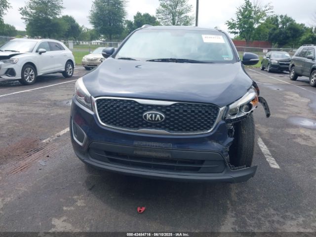 5XYPGDA33GG158847 KIA Sorento 2.4l Lx