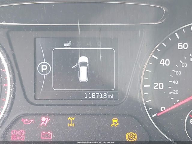 5XYPGDA33GG158847 KIA Sorento 2.4l Lx