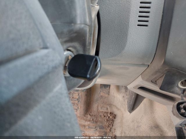 2011 FORD F-250 1FT7W2B61BEC17086 Photo 10