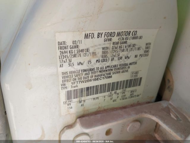 2011 FORD F-250 1FT7W2B61BEC17086 Photo 8