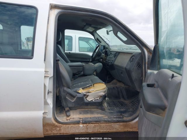 2011 FORD F-250 1FT7W2B61BEC11725 Photo 4