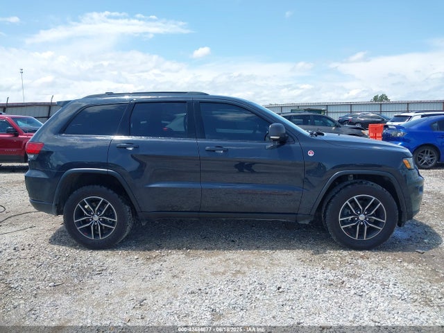 1C4RJFLG7JC418832 Jeep 2018