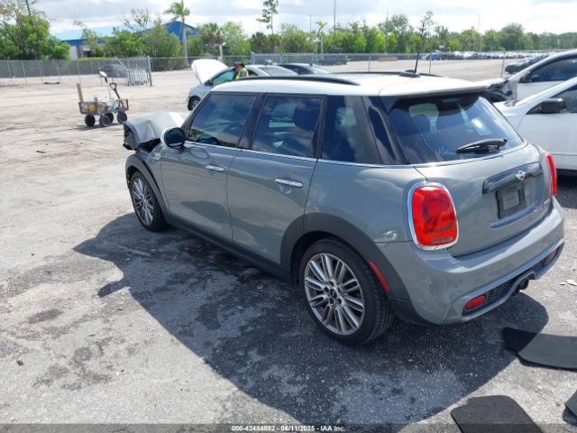 2018 MINI HARDTOP WMWXU3C55J2F51056 Photo 2