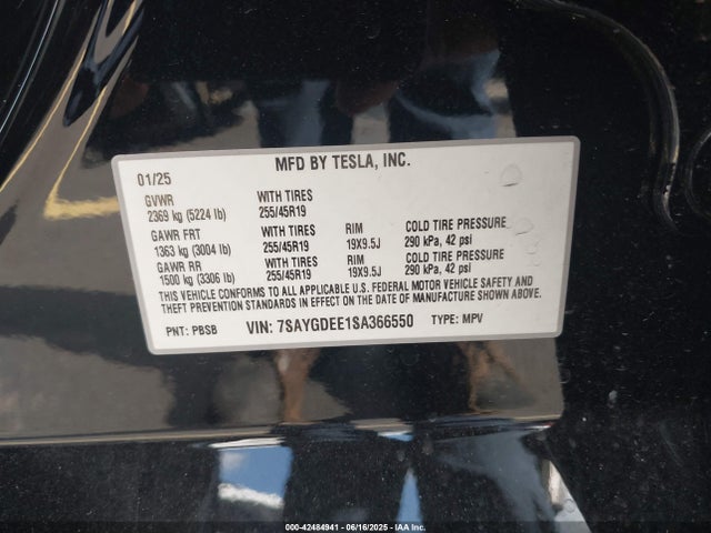 2025 TESLA MODEL Y 7SAYGDEE1SA366550 Photo 8
