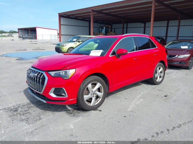 2019 AUDI Q3 WA1AECF32K1077002 Photo 1
