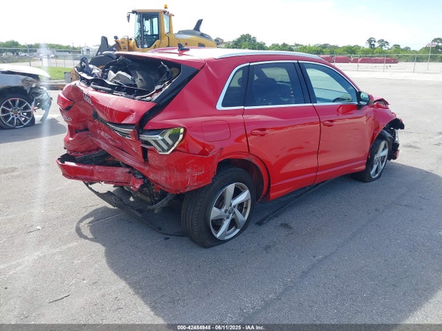 2019 AUDI Q3 WA1AECF32K1077002 Photo 3