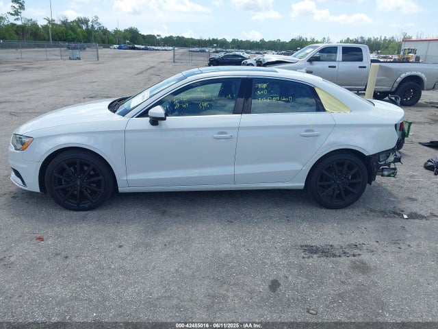 WAUACGFF0F1029692 Audi A3
