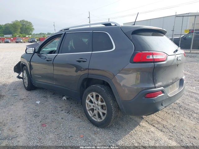 1C4PJLCB3HW662626 Jeep Cherokee
