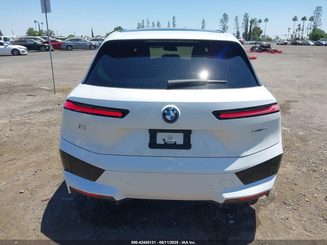 WB523CF04PCM04691 BMW Ix