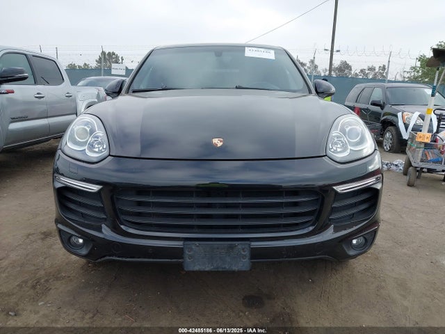 Porsche Cayenne 2017 WP1AA2A22HKA82177 Image 12