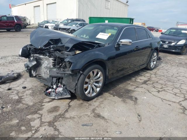 2019 CHRYSLER 300 2C3CCAAG7KH612320 Photo 1