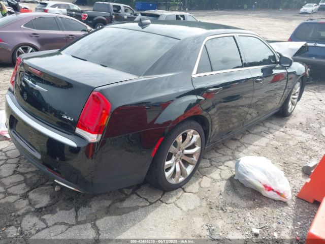 2019 CHRYSLER 300 2C3CCAAG7KH612320 Photo 3