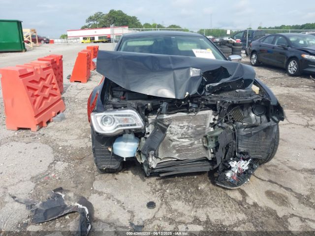 2019 CHRYSLER 300 2C3CCAAG7KH612320 Photo 5
