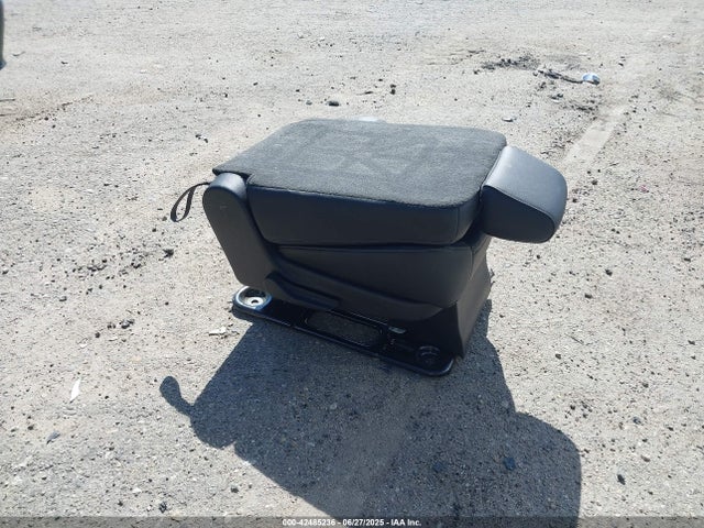 1GNSKJKCXGR108090 Chevrolet l83 - sidi, vvt, afm, e85 max, aluminum