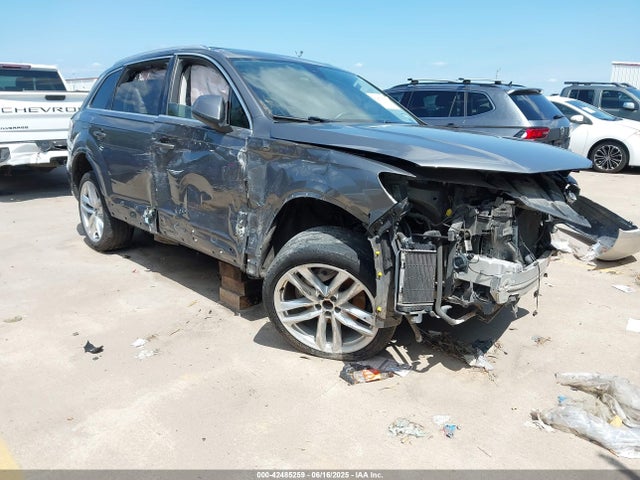 2017 AUDI Q7 WA1VAAF75HD033247 Photo 0