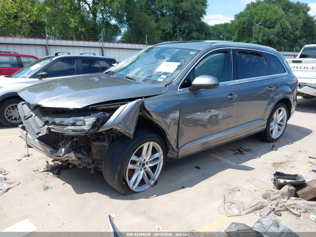 2017 AUDI Q7 WA1VAAF75HD033247 Photo 1