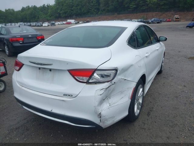 1C3CCCAB4FN653713 Chrysler 2015
