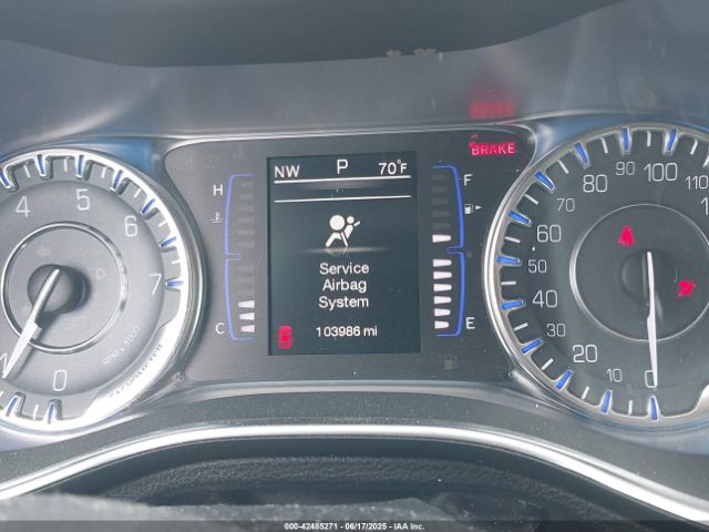 1C3CCCAB4FN653713 Chrysler 2015