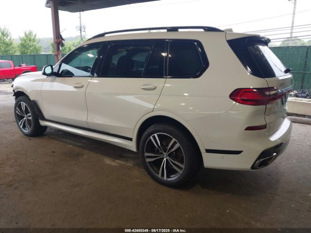 2022 BMW X7 5UXCW2C09N9M82214 Photo 2