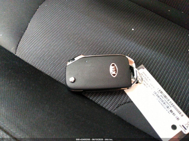 5XXG24J25MG024248 KIA K5 LX