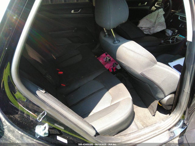 5XXG24J25MG024248 KIA K5 LX
