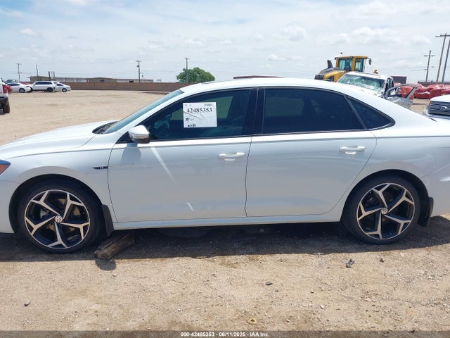 Volkswagen Passat 2022 1VWMA7A36NC007893 Image 14