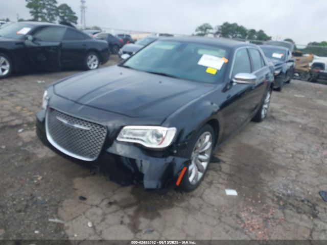 2019 CHRYSLER 300 2C3CCAAG7KH601334 Photo 1