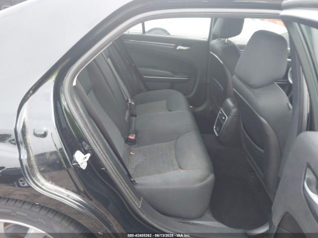 2019 CHRYSLER 300 2C3CCAAG7KH601334 Photo 7