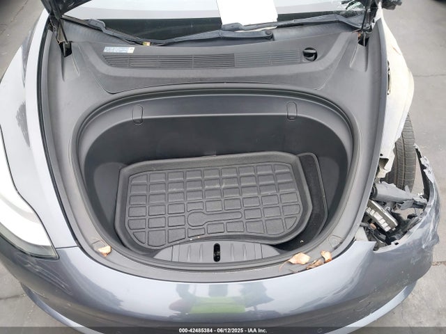Tesla 2018 2018 5YJ3E1EA1JF042198 Image 10