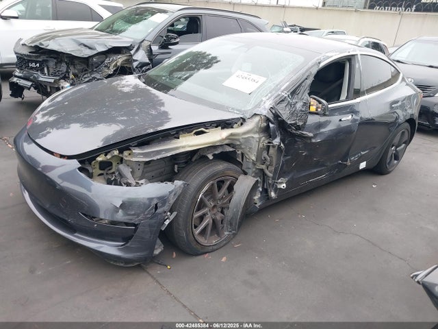 Tesla 2018 2018 5YJ3E1EA1JF042198 Image 2
