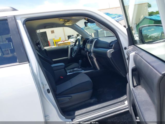 JTEEU5JR6R5310976 Toyota 4RUNNER SR5